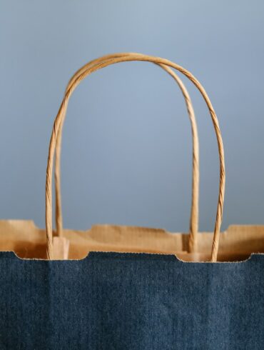 blue and brown tote bag