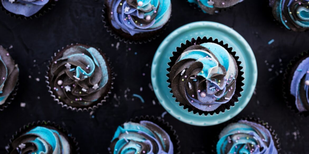 purple cupcakes