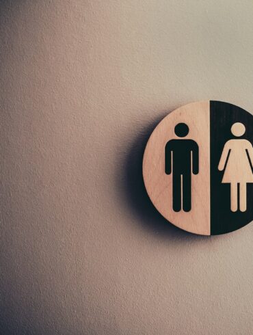 comfort room signage