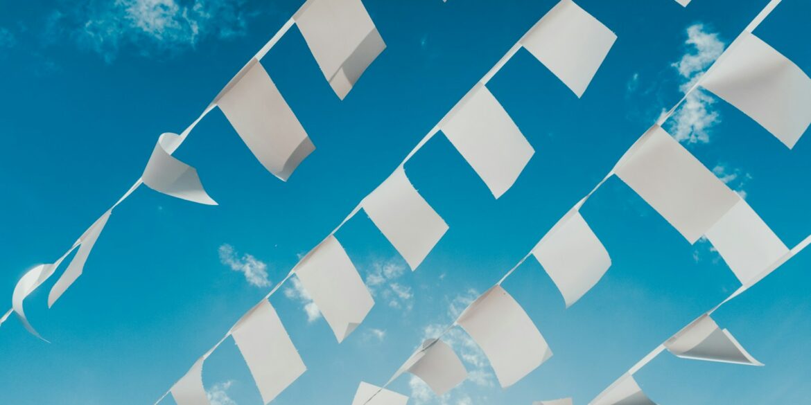 photo of buntings