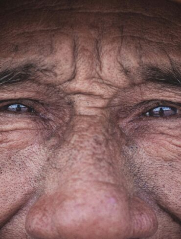 a close up of a man