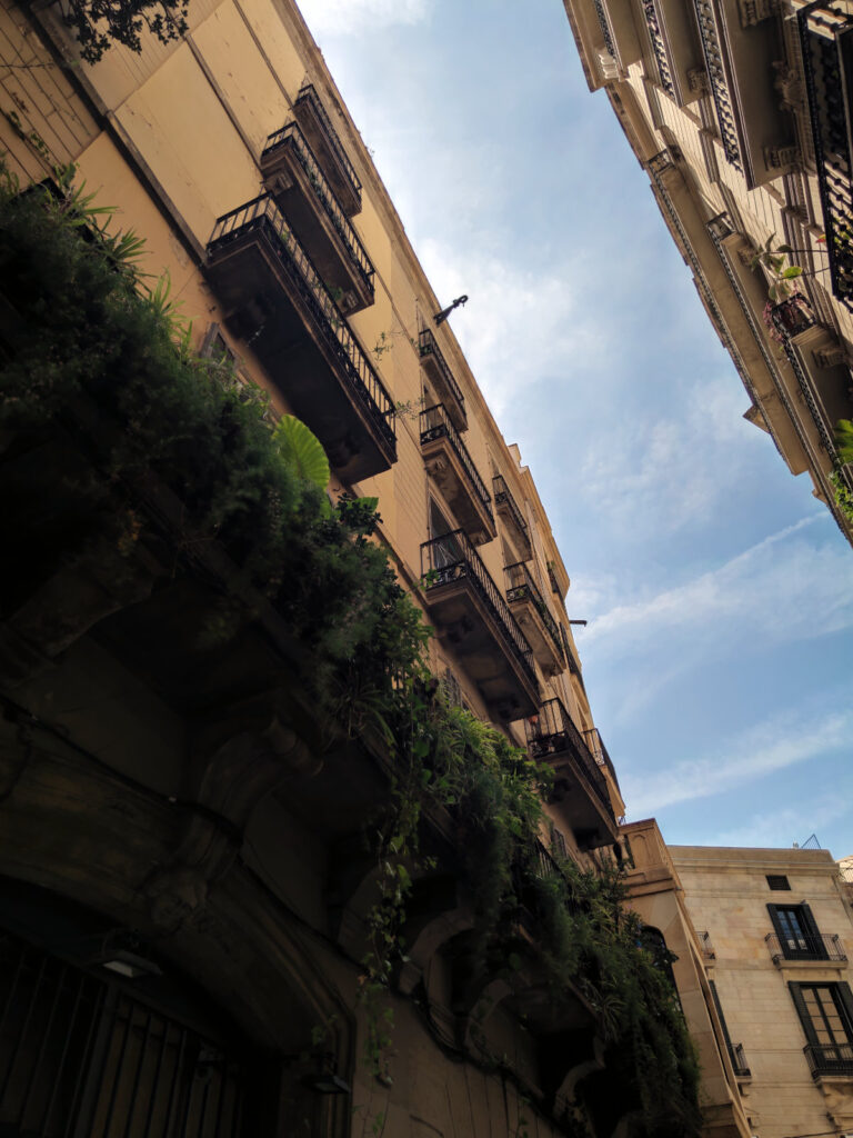 Spain barcelona 18 3