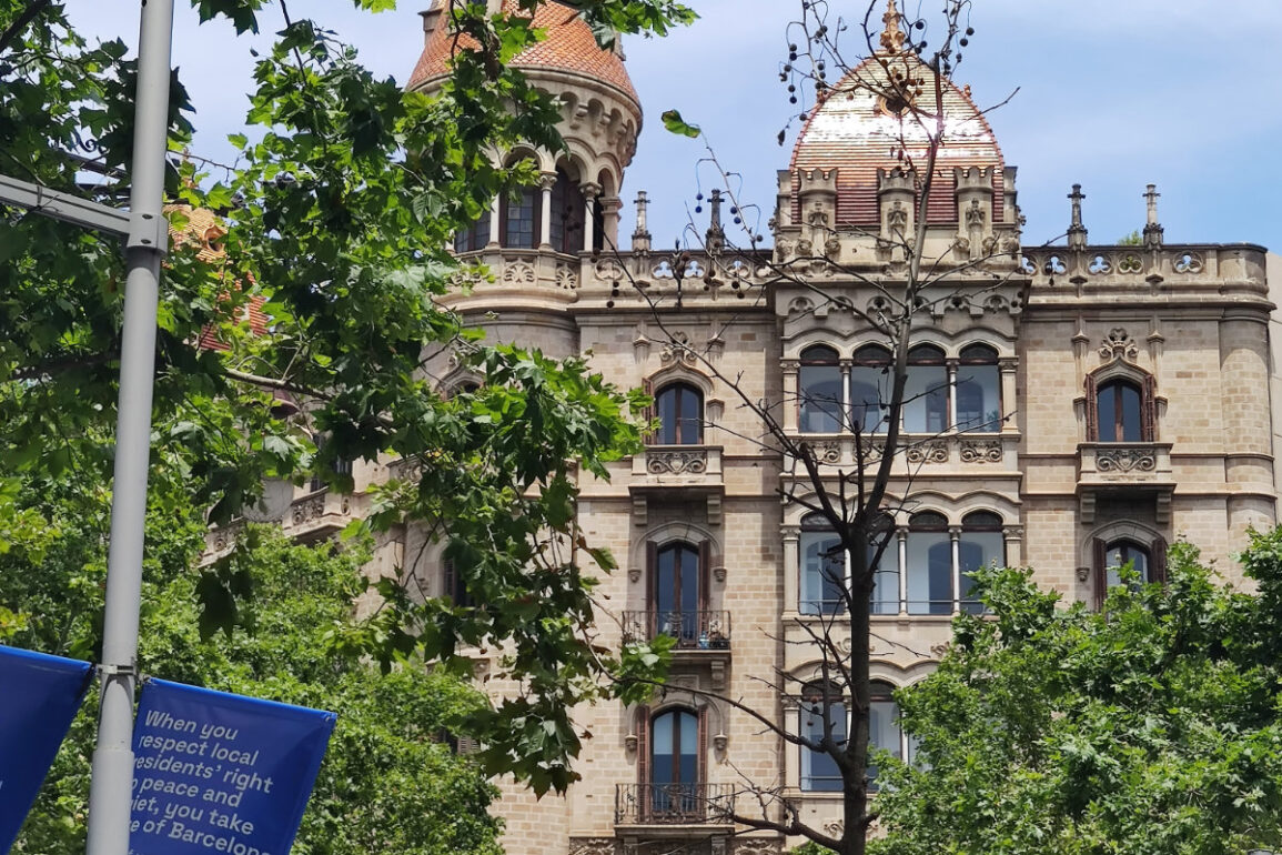 Spain barcelona 19 3