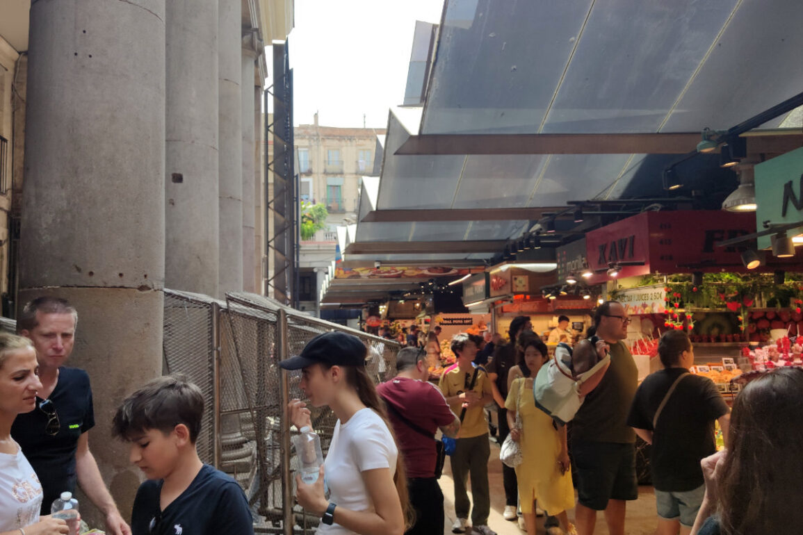 Spain barcelona market 19 4