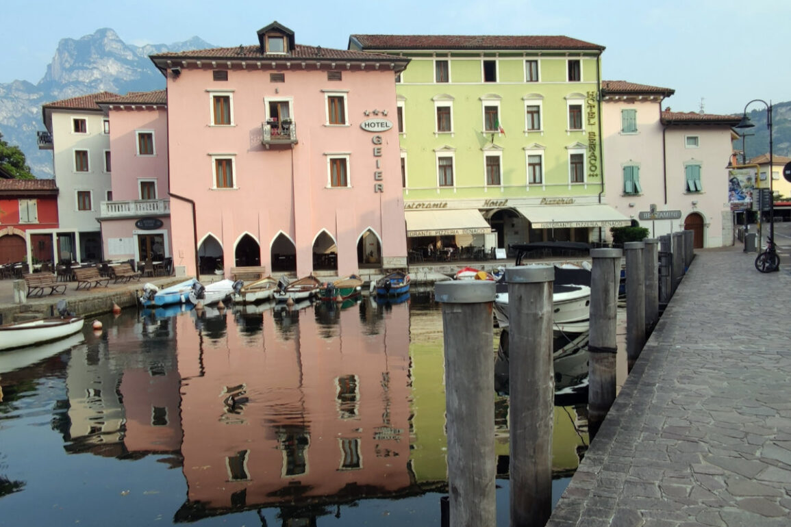 Torbole italy hochformat